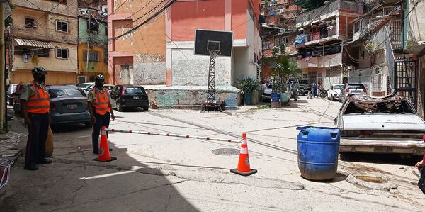 La estrategia chavista para combatir un foco de COVID-19 en Caracas La estrategia chavista para combatir un foco de COVID-19 en Caracas - Sputnik Mundo