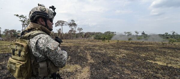 Un militar colombiano  - Sputnik Mundo