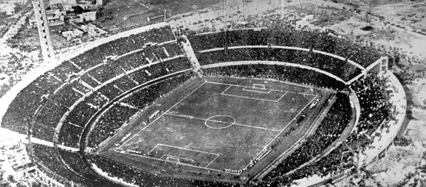 Vista aérea del Estadio Centenario, Montevideo, Uruguay, en 1930 - Sputnik Mundo