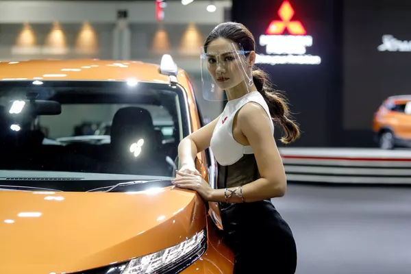 Las curvas futuristas abren el Salón Internacional Automovilístico de Bangkok
Las curvas futuristas abren el Salón Internacional Automovilístico de Bangkok
- Sputnik Mundo