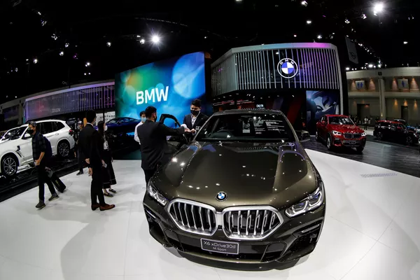 Las curvas futuristas abren el Salón Internacional Automovilístico de Bangkok
Las curvas futuristas abren el Salón Internacional Automovilístico de Bangkok
- Sputnik Mundo