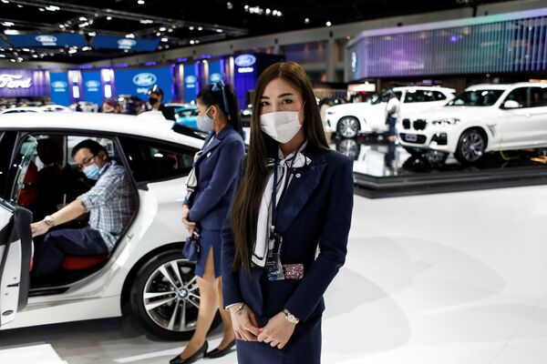 Las curvas futuristas abren el Salón Internacional Automovilístico de Bangkok

 - Sputnik Mundo