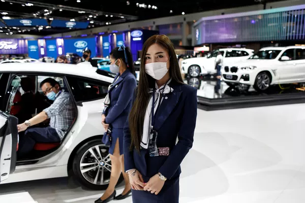 Las curvas futuristas abren el Salón Internacional Automovilístico de Bangkok
Las curvas futuristas abren el Salón Internacional Automovilístico de Bangkok
- Sputnik Mundo