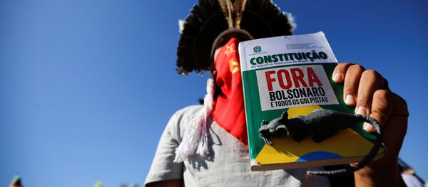 Protestas en Brasil contra el presidente Jair Bolsonaro - Sputnik Mundo