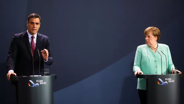 La canciller alemana, Angela Merkel, y el presidente del Gobierno español, Pedro Sánchez