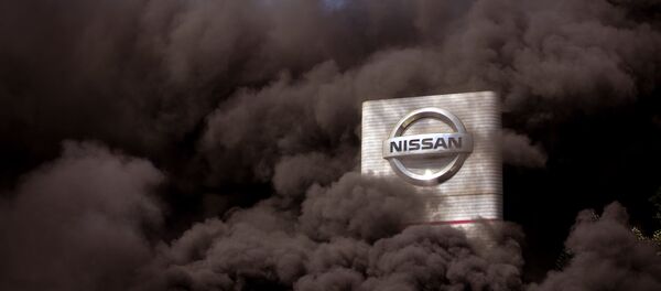 Protesta trabajadores de Nissan, Barcelona, 28 de mayo 2020 - Sputnik Mundo