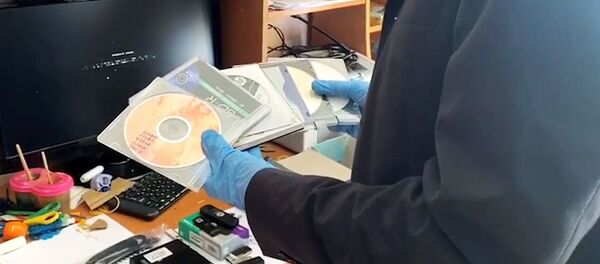 Abren causas penales contra los Testigos de Jehová en Vorónezh y la región de Tomsk - Sputnik Mundo