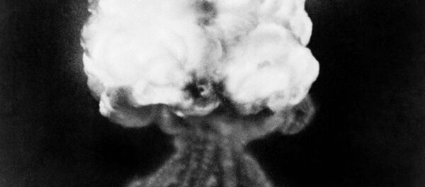La prueba nuclear Trinity (archivo) - Sputnik Mundo