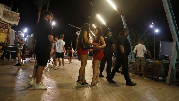 La vida nocturna en Mallorca, España - Sputnik Mundo