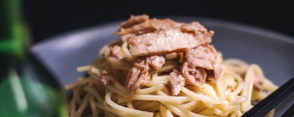 Atún enlatado, imagen referencial - Sputnik Mundo