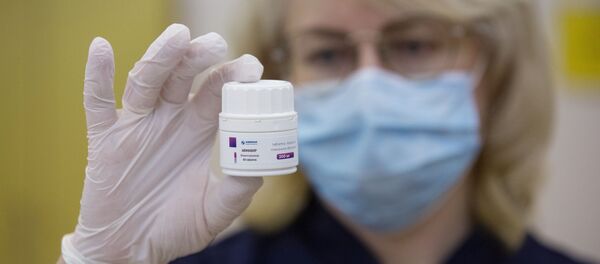Avifavir, medicamento producido en Rusia para combatir el coronavirus - Sputnik Mundo
