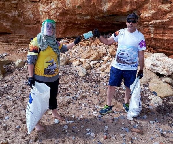 Bandera Negra por deterioro ambiental: las playas más contaminadas de España - Sputnik Mundo