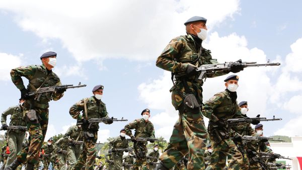 Miembros de la Fuerza Armada Nacional venezolana Miembros de la Fuerza Armada Nacional venezolana - Sputnik Mundo