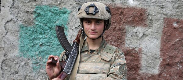 Soldado armenio - Sputnik Mundo