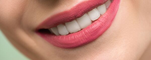 Una sonrisa (imagen referencial) Una sonrisa (imagen referencial) - Sputnik Mundo