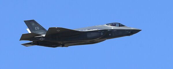 Un caza estadounidense F-35A - Sputnik Mundo