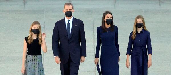Familia Real de España: la princesa Leonor, el rey Felipe VI, la reina Letizia y la princesa Sofía - Sputnik Mundo