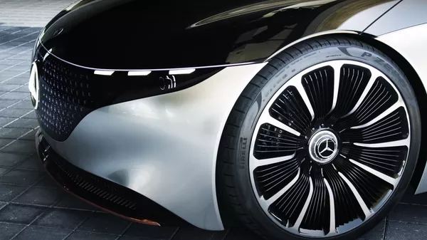 El Mercedes EQS - Sputnik Mundo