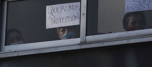 Trabajadores de sistema de salud mexicano exigen más protección frente al nuevo coronavirus - Sputnik Mundo
