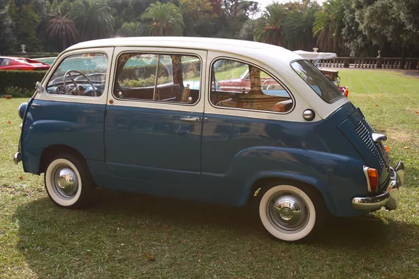 Una colección de 17 automóviles confiscados que te sorprenderá

 - Sputnik Mundo
