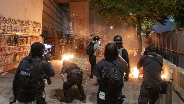 Protestas en Portland, EEUU - Sputnik Mundo