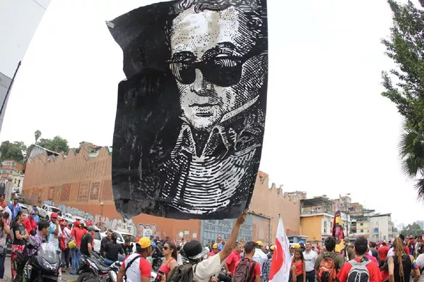 ¿Por qué Simón Bolívar sigue más vigente que nunca? ¿Por qué Simón Bolívar sigue más vigente que nunca? - Sputnik Mundo