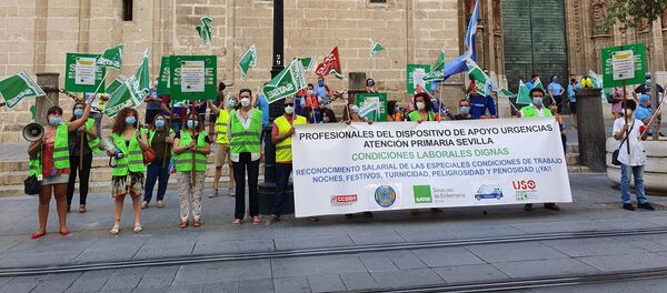 Enfermeros protestan en Sevilla por la suspensión de extra salarial el 21 de julio - Sputnik Mundo