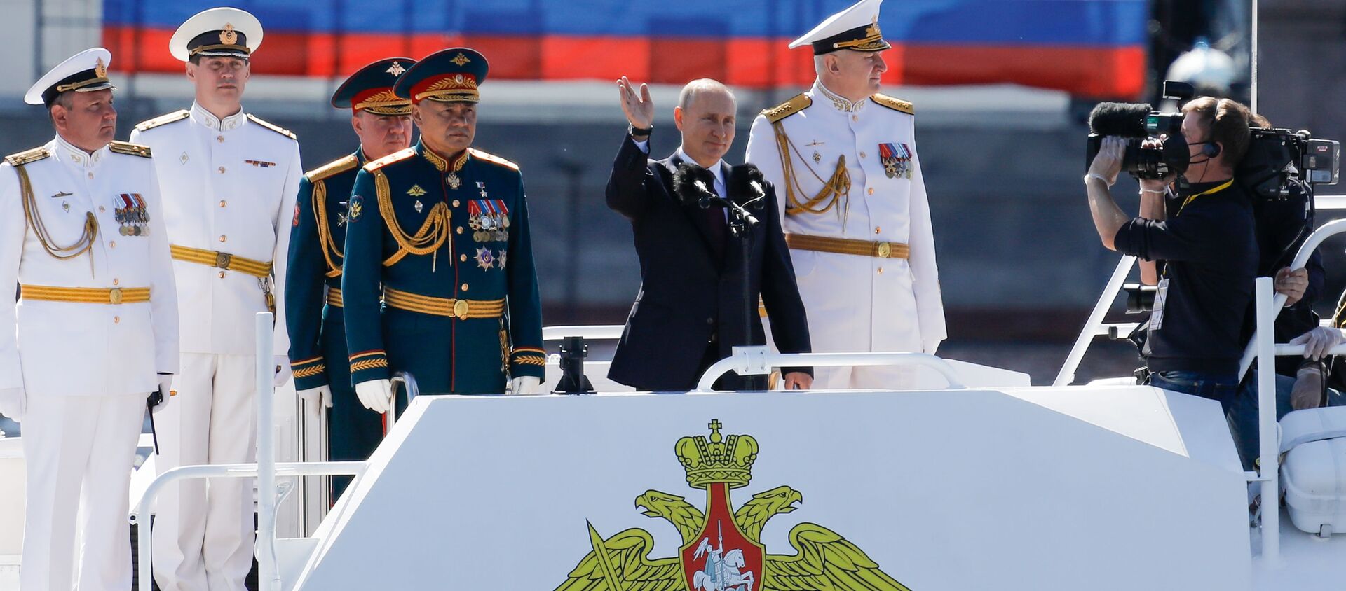 El presidente de Rusia, Vladímir Putin, durante la celebración del Día de la Armada de Rusia - Sputnik Mundo, 1920, 26.07.2020