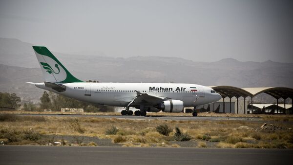 Una aeronave de la aerolínea iraní Mahan Air (archivo) - Sputnik Mundo