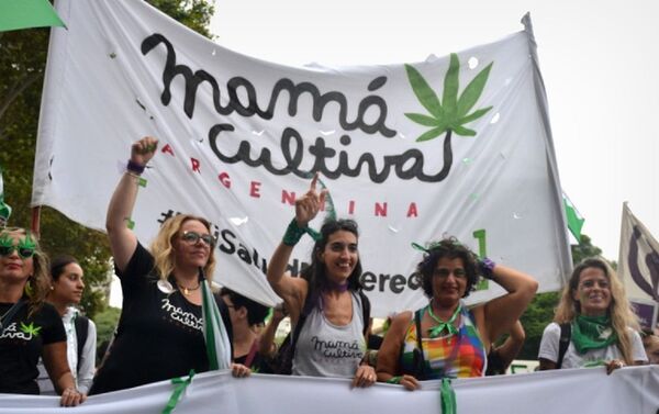 Mamá Cultiva - Sputnik Mundo