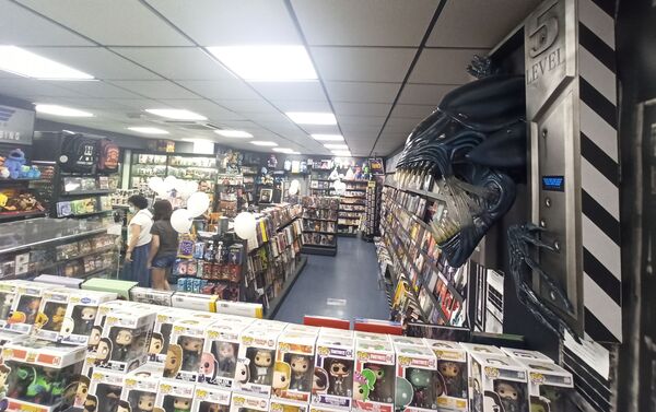 Interior de la tienda de cómics Nostromo  - Sputnik Mundo