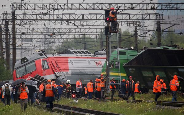 Colisión de locomotoras en San Petersburgo - Sputnik Mundo