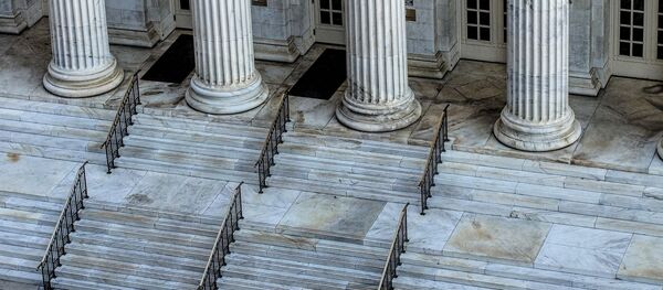 Escalinata de tribunal  - Sputnik Mundo