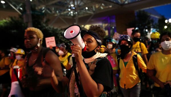 Protestas en Portland, EEUU - Sputnik Mundo