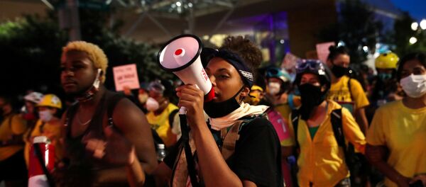 Protestas en Portland, EEUU - Sputnik Mundo