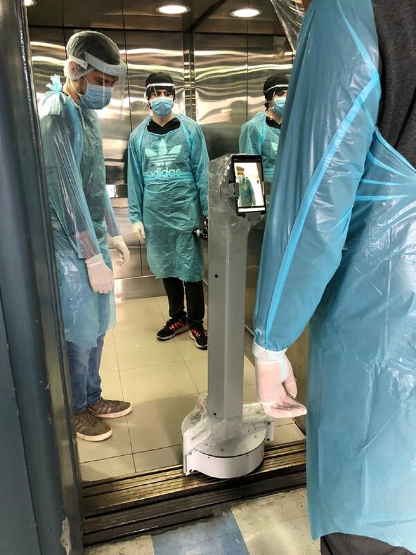 El robot chileno que está revolucionando la pandemia de COVID-19 El robot chileno que está revolucionando la pandemia de COVID-19 - Sputnik Mundo