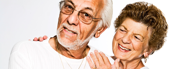 Una pareja de ancianos, imagen referencial - Sputnik Mundo