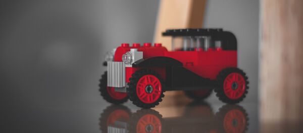 Un coche Lego Un coche Lego - Sputnik Mundo