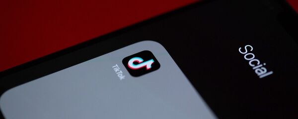El logo de la aplicación TikTok - Sputnik Mundo