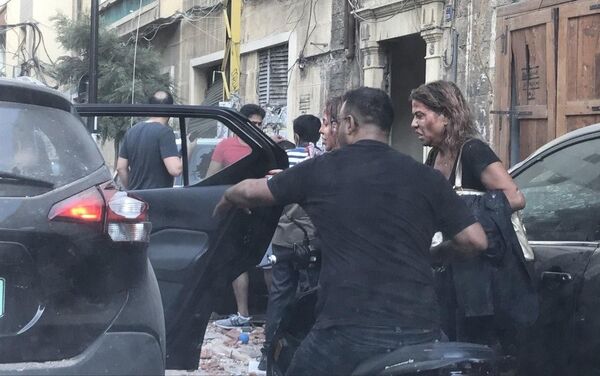 Las consecuencias de la explosión en Beirut Las consecuencias de la explosión en Beirut - Sputnik Mundo