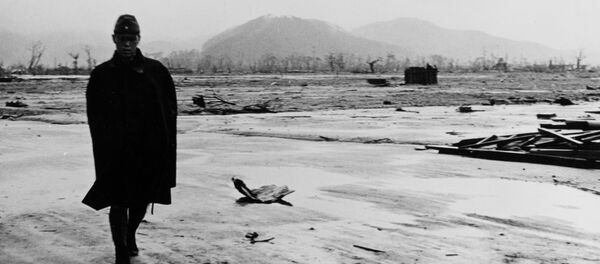 Un soldado japonés en Hiroshima después del ataque nuclear de EEUU - Sputnik Mundo
