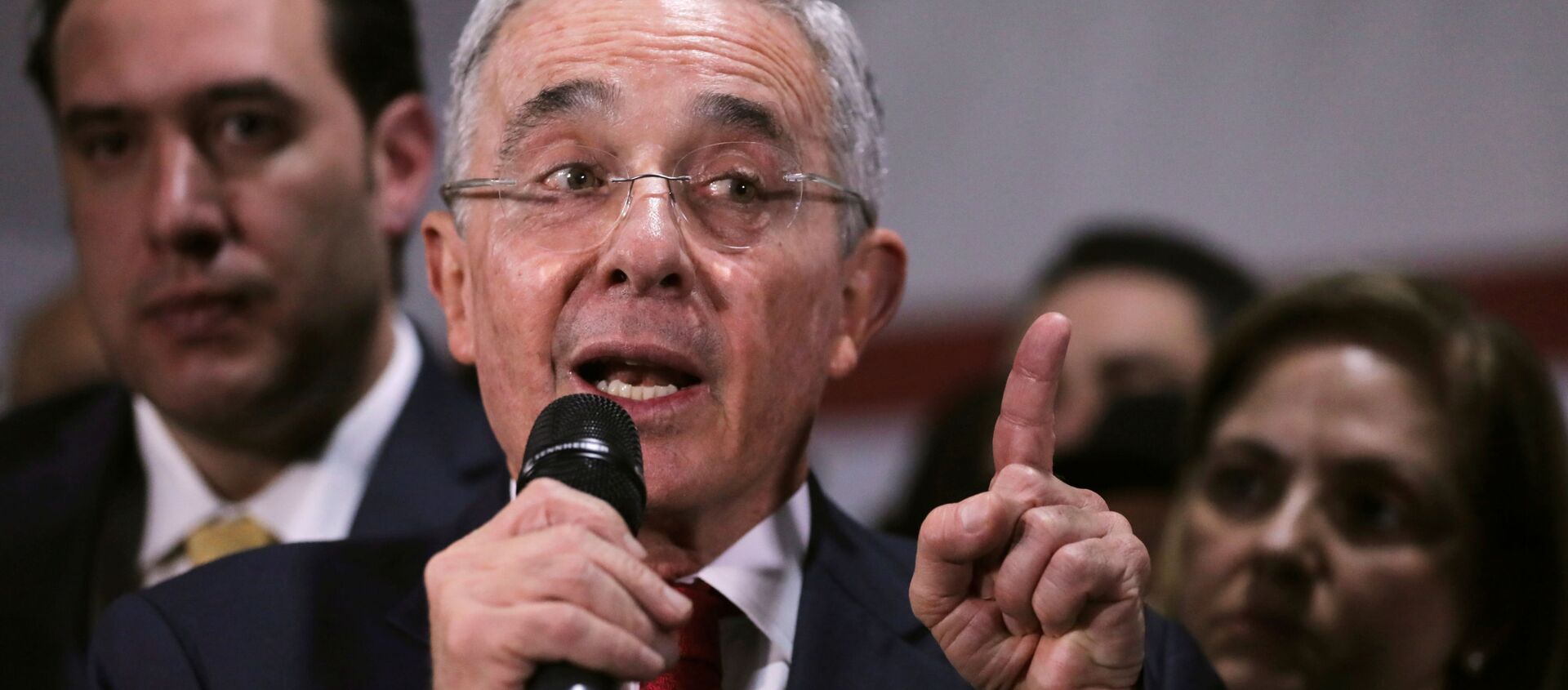 Álvaro Uribe - Sputnik Mundo, 1920, 05.08.2020