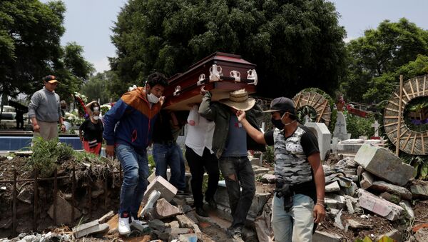 Un funeral en Ciudad de México - Sputnik Mundo