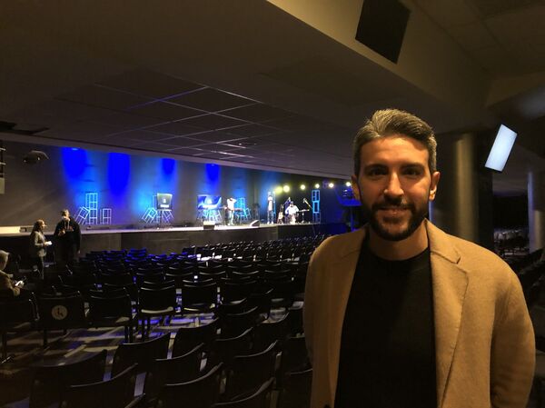 Evangélicos crecen en Argentina y se adaptan a los tiempos: religión 4.0 - Sputnik Mundo