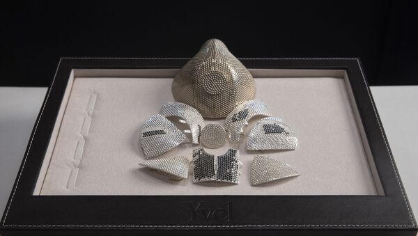 La más cara mascarilla del mundo - Sputnik Mundo