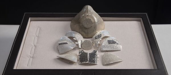 La más cara mascarilla del mundo - Sputnik Mundo