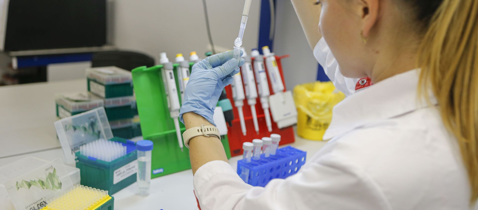 Así es como Rusia produce la primera vacuna contra el coronavirus
 - Sputnik Mundo, 1920, 11.08.2020