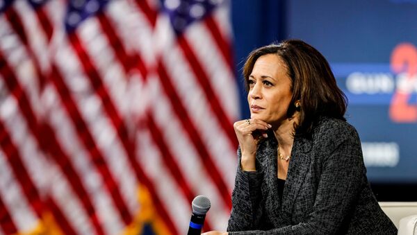 Kamala Harris, senadora estadounidense y candidata a la vicepresidencia - Sputnik Mundo