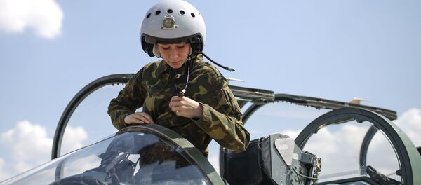 ¿Sexo débil? Las futuras pilotos de las Fuerzas Aeroespaciales rusas rompen estereotipos

 - Sputnik Mundo
