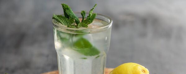 Agua con limón - Sputnik Mundo